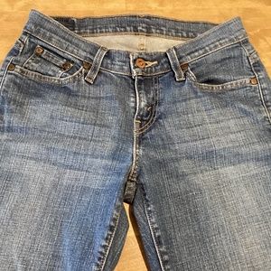 Levi’s Ladies Jeans Sz 6 Medium